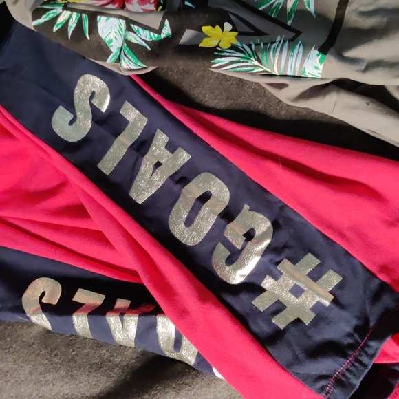 Tanks - Picture 2 of 3